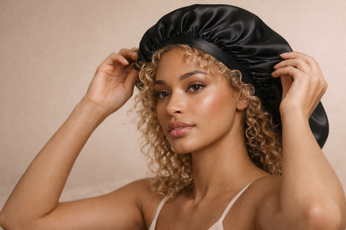 Bonnet en satin